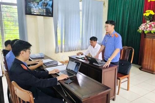 VKSND khu vực 10, tỉnh Gia Lai trực tiếp kiểm sát tại Hạt Kiểm lâm