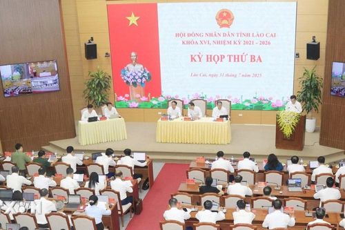 Lào Cai hỗ trợ cán bộ đến công tác tại trung tâm hành chính mới