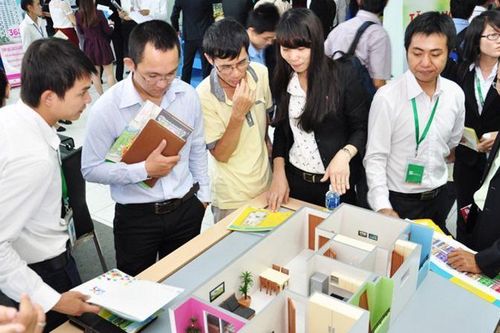 VARS cảnh báo nạn 'đào tạo giả chứng chỉ, thu tiền thật' với môi giới bất động sản
