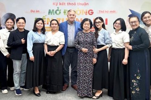 Dự án 'Mở đường đến tương lai' giúp phụ nữ dân tộc vượt qua rào cản về Giới, hủ tục