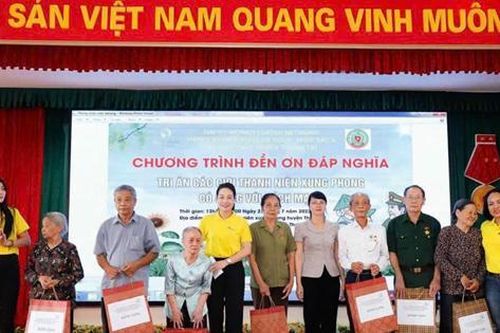 Doanh nhân Nguyễn Thị Ngân: Người kết nối cộng đồng doanh nghiệp đến tấm lòng từ thiện nơi đảo xa