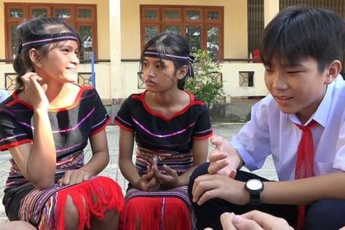 Dẫn trình viên là người có uy tín, năng lực trong cộng đồng hoặc nhà trường