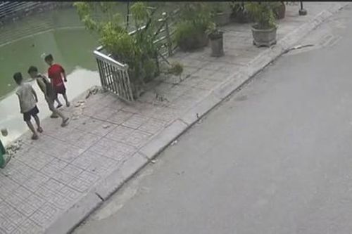 Chính quyền thông tin về vụ 2 anh em ruột rơi xuống giếng tử vong ở Hà Nội