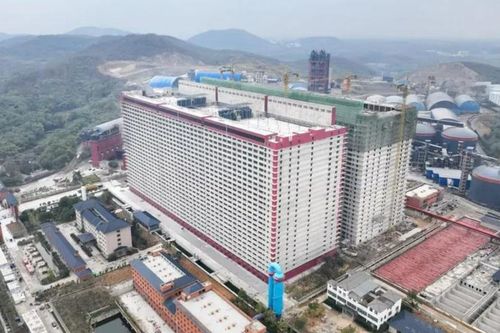 Sắp có mô hình chăn nuôi lợn trong nhà nhiều tầng