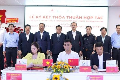 Cảng Quốc tế Long An ký kết hợp tác chiến lược Trung Quốc và Singapore