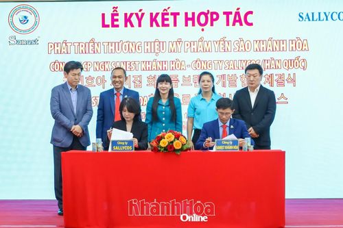 Sanest Khánh Hòa hợp tác với Công ty Sallycos phát triển mỹ phẩm