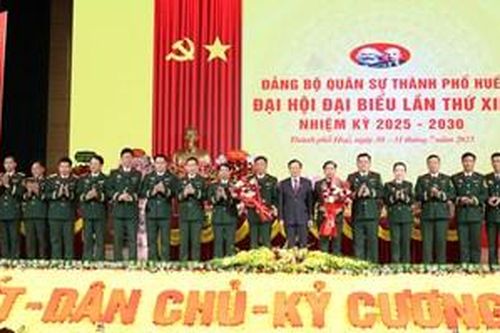 Xứng đáng là lực lượng chiến đấu trung thành, tin cậy của Đảng bộ, Chính quyền và Nhân dân thành phố