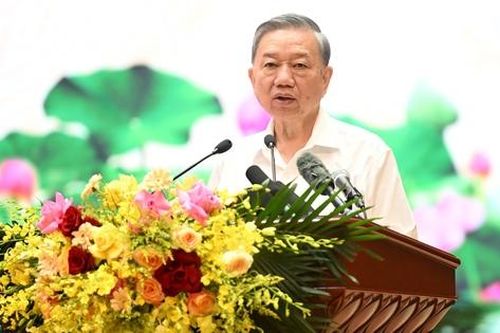 Tổng Bí thư: 'Vang mãi khúc quân hành' trong công cuộc phát triển đất nước hôm nay