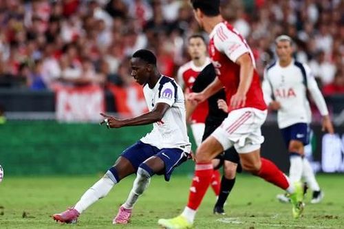 Tottenham thắng nhẹ Arsenal ở trận giao hữu tiền mùa giải