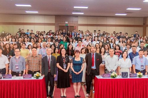 Hơn 500 tác giả trong nước và quốc tế bàn về vấn đề 'Chuyển đổi số vì Tác động Xã hội và Hiệu quả ESG'