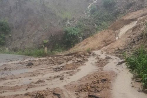 Quảng Trị: Tiếp tục xuất hiện nhiều điểm sạt lở ở Tây đường mòn Hồ Chí Minh