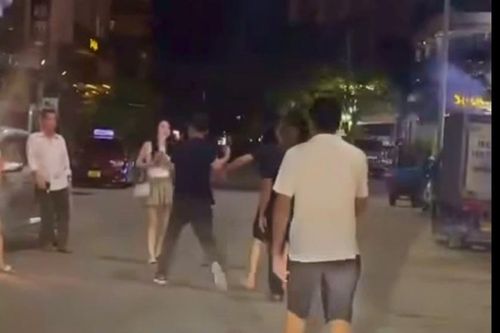 Công an vào cuộc xác minh vụ 1 phụ nữ bị nhóm nam giới hành hung phải nhập viện