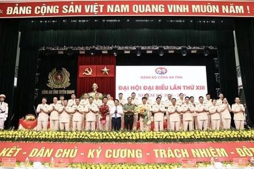 Thứ trưởng Lê Văn Tuyến dự Đại hội đại biểu Đảng bộ Công an tỉnh Tuyên Quang