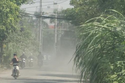 Tiếp vụ xe trọng tải 'khủng' náo loạn đường Vân Trì (Hà Nội): Lần theo dấu vết giữa 'khói bụi mù mịt'?