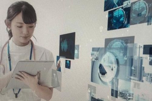 Ứng dụng công nghệ thông tin và chuyển đổi số (CĐS) trong nâng cao hiệu quả công tác lãnh đạo, chỉ đạo của ngành Y tế