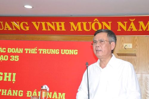 Khơi dậy mạnh mẽ tinh thần yêu nước, vững bước vào kỷ nguyên mới