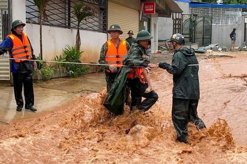 Khẩn trương khắc phục hậu quả mưa lũ tại tỉnh Điện Biên