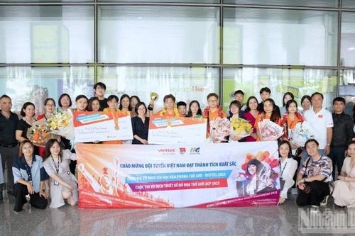Đội tuyển Việt Nam trở về từ chung kết MOSWC 2025 với vị trí tốp 5 thế giới