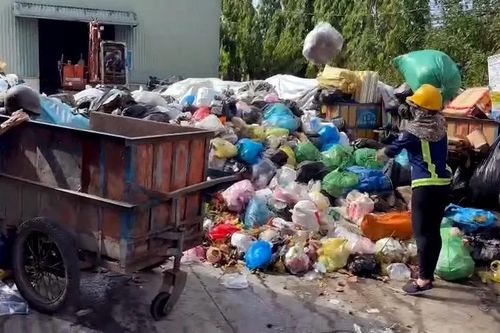 Bãi rác An Hiệp (Vĩnh Long) chưa tiếp nhận rác trở lại, rác tồn đọng gây nguy cơ phát sinh dịch bệnh