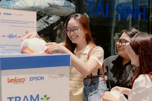 Epson và Limloop mở 'Trạm Tái Sinh' thúc đẩy tái chế sáng tạo