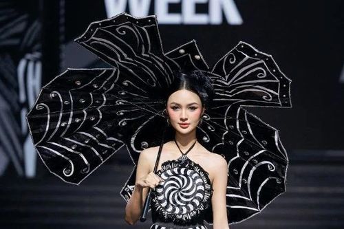 Á hậu Cẩm Ly liên tục tỏa sáng trên sân khấu thời trang sau 6 tháng đăng quang