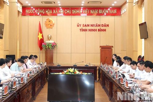 Các cơ quan báo chí Trung ương và báo chí Ninh Bình luôn phản ánh đậm nét các sự kiện quan trọng của đất nước và của tỉnh