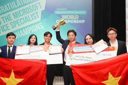 Sinh viên Việt Nam giành ngôi vô địch thế giới tại cuộc thi Tin học văn phòng Microsoft