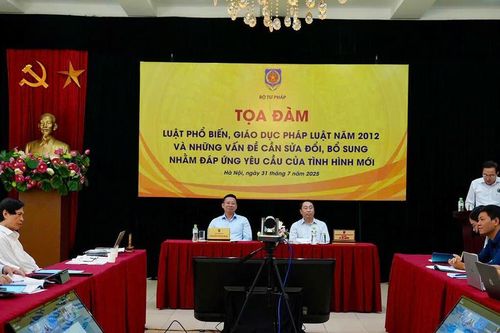 Tiếp tục hoàn thiện quy định về phổ biến, giáo dục pháp luật đáp ứng yêu cầu tình hình mới