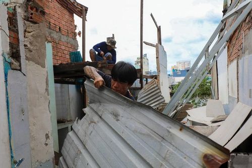 Giải tỏa nhà ven bờ bắc Kênh Đôi: Thưởng thêm nếu bàn giao mặt bằng sớm