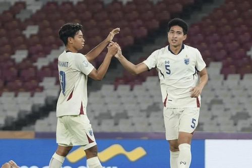 Báo Thái Lan: 'Lứa trẻ của chúng ta đang tụt lại phía sau'