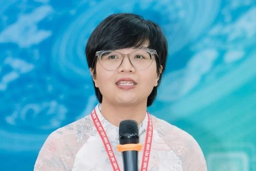 Làm gì để giúp thanh thiếu niên tránh bẫy lừa đảo 'bắt cóc online'?