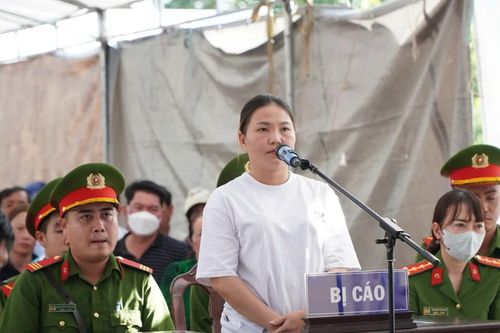 Xét xử lưu động người phụ nữ đánh đại úy công an thương tích 7%