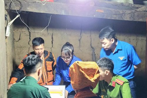 Tuổi trẻ Lạng Sơn tình nguyện cùng nhân dân vùng biên