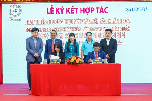 Sanest Khánh Hòa hợp tác với Sallycos phát triển thương hiệu mỹ phẩm