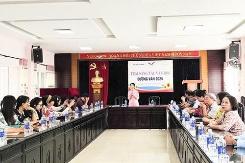 Tiếp tục với Đường văn...