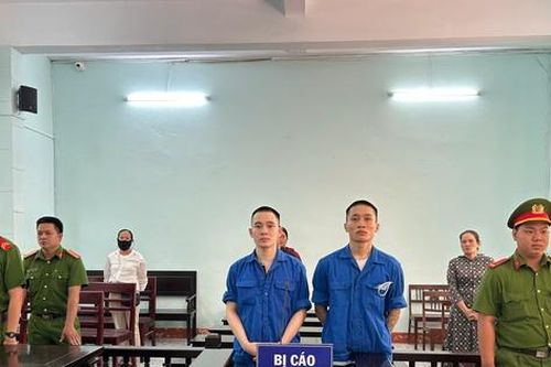 Hơn 15 năm tù cho 2 bị cáo đi giao ma túy để lấy tiền công