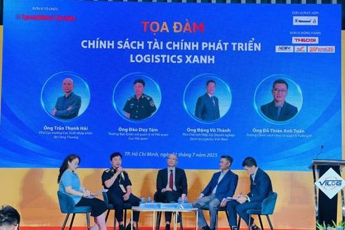 Logistics xanh cần cú hích chính sách tài chính