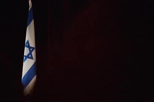 Israel lệnh cho các nhà ngoại giao và gia đình rời UAE