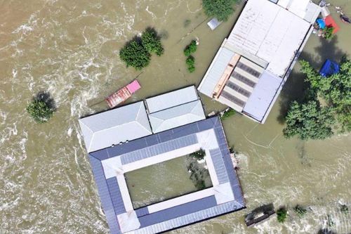 Lũ lụt ập vào viện dưỡng lão khiến 31 người già thiệt mạng