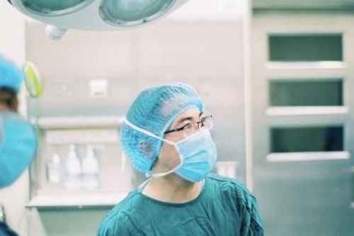 Ung thư thận âm thầm gia tăng: Bác sĩ Cao Minh Phúc cảnh báo dấu hiệu sớm