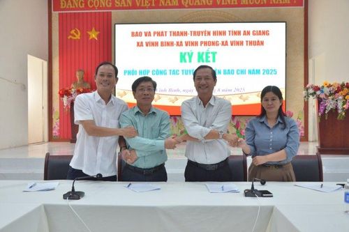 Báo và Phát thanh - Truyền hình tỉnh An Giang ký kết tuyên truyền với 3 xã