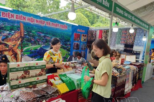 Điện Biên tham gia 3 gian hàng tại Hội chợ các sản phẩm OCOP xuất khẩu