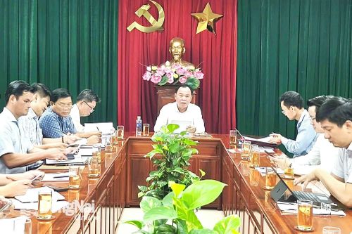Chuẩn bị các điều kiện để khởi công 3 khu công nghiệp vào ngày 19-8 tới