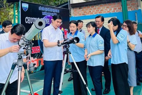 Phó Chủ tịch UBND tỉnh Lâm Hải Giang làm việc với Trường THPT Chi Lăng cùng Trường Tiểu học, THCS và THPT Sao Việt