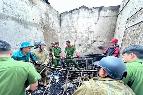 Cháy nhà dân ở xã Sìn Hồ