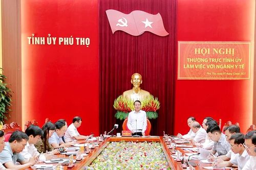 Thường trực Tỉnh ủy làm việc với ngành Y tế
