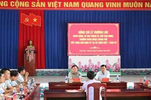 Lắng nghe, tập trung giải quyết dứt điểm các kiến nghị của người dân