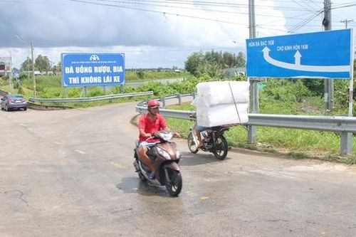 Gắn Đờn ca tài tử với du lịch nông thôn mới ở Cà Mau