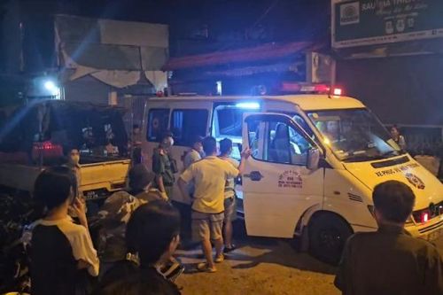 Nam sinh rơi từ tầng 10 chung cư xuống sảnh tử vong