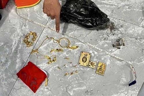 Cạy tủ trong công ty, trộm tiền vàng trị giá gần 400 triệu